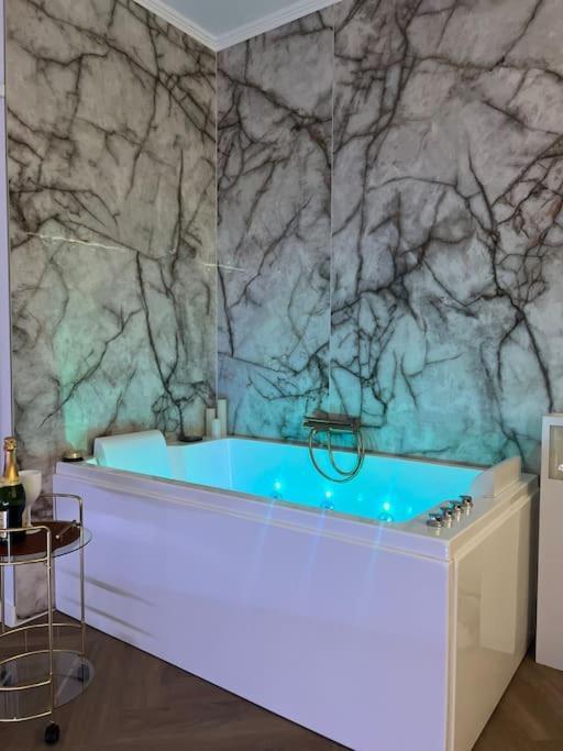 Sète Les Chambres D Excellence Spa מראה חיצוני תמונה