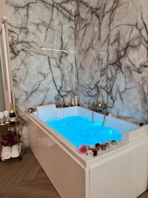 Sète Les Chambres D Excellence Spa מראה חיצוני תמונה